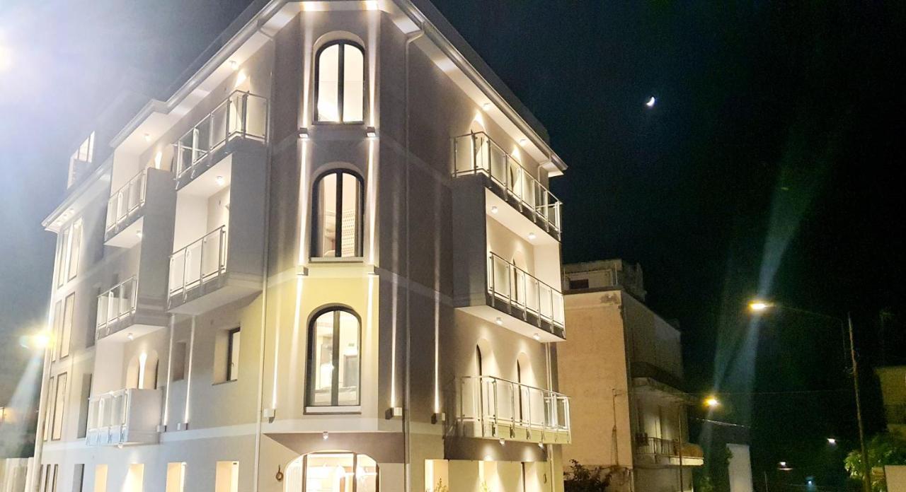 Solmaris Tropea Rooms & Suites Esterno foto