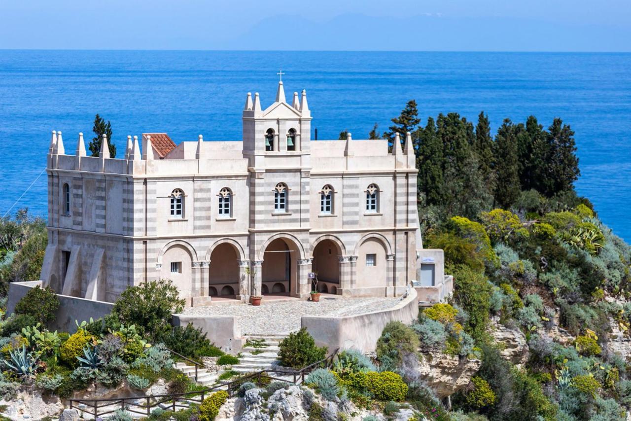 Solmaris Tropea Rooms & Suites Esterno foto